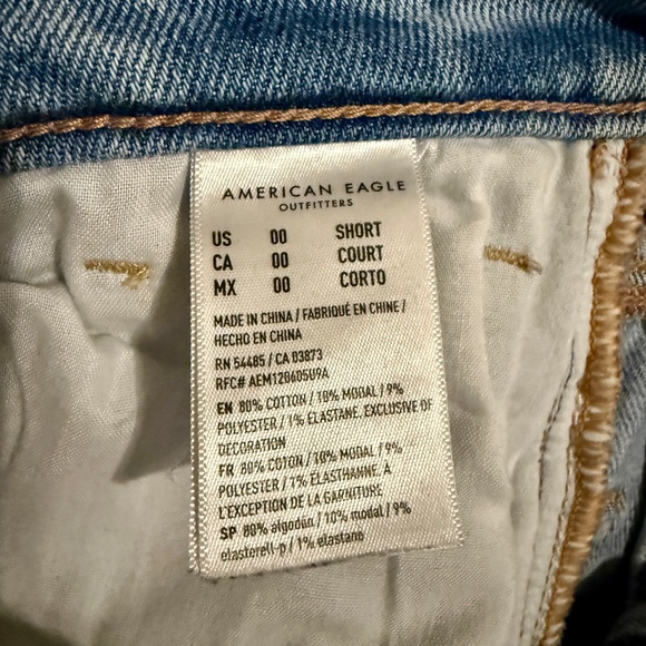 American Eagle Outfitters, Mom Jean, Size 00S
#0008 - Picture 4 of 5